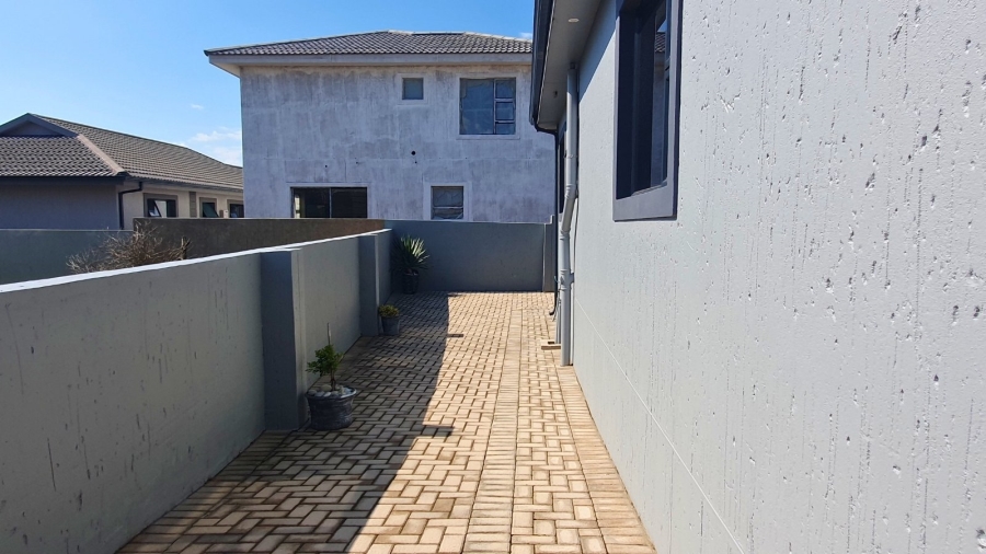 2 Bedroom Property for Sale in Dana Bay Western Cape